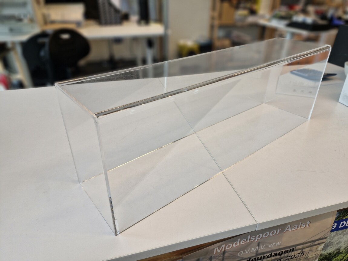 Acrylkap plexiglas 60cm schaal 1, 1/32 of G, 1/22,5