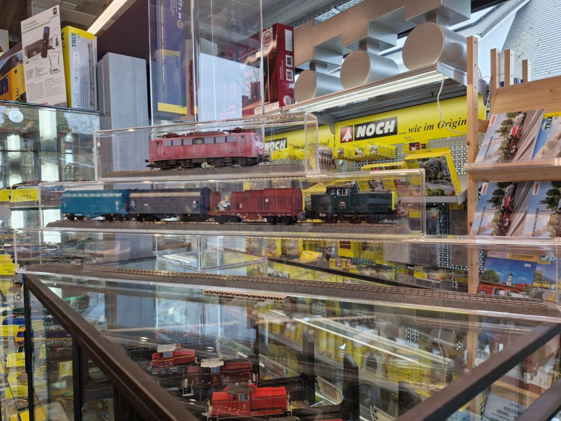 Acrylkap plexiglas 70cm schaal 1, 1/32 of G, 1/22,5